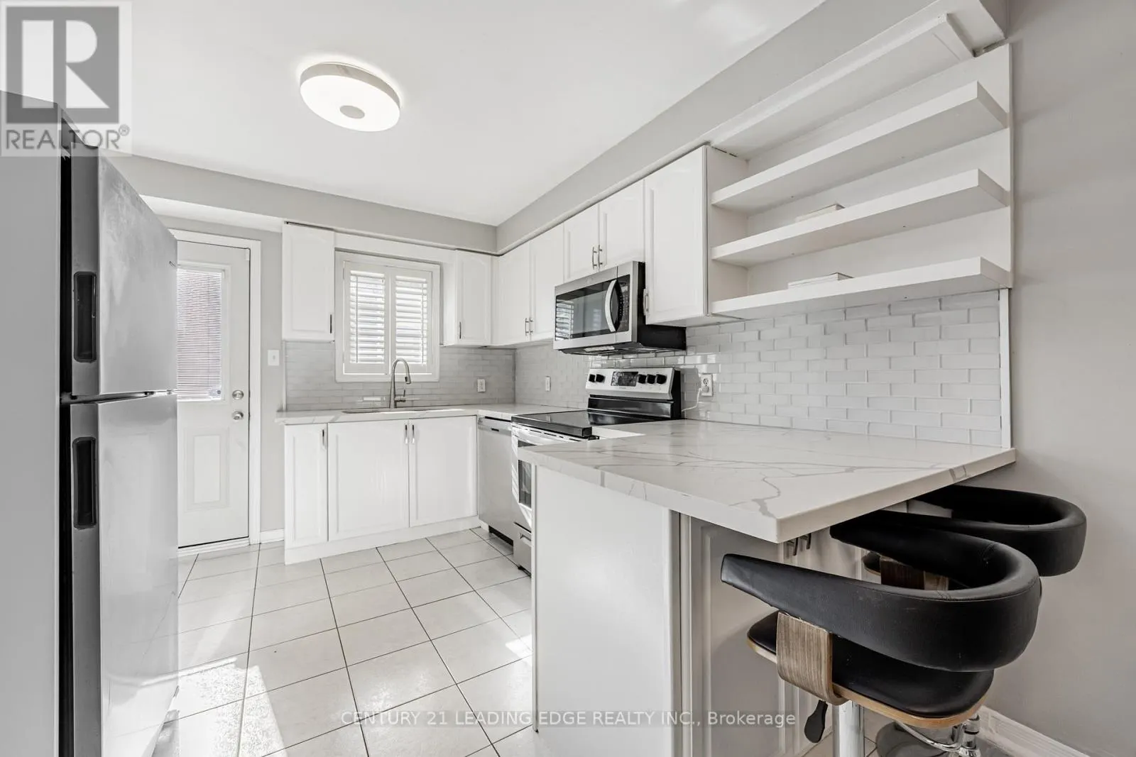 9 PORTAGE TRAIL