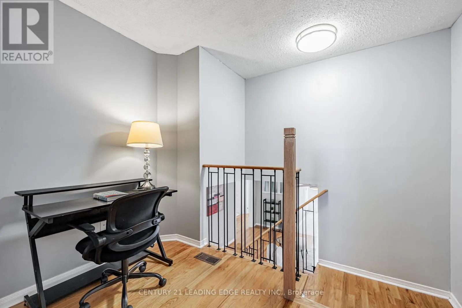 9 PORTAGE TRAIL