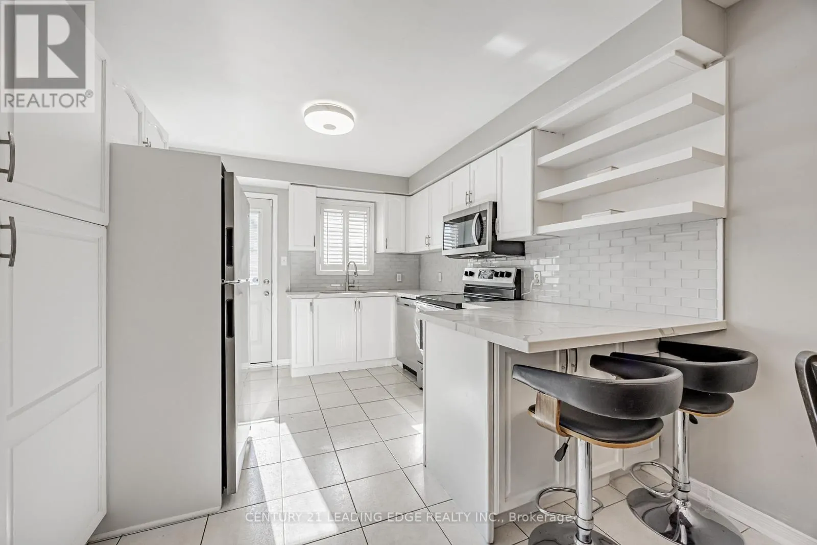9 PORTAGE TRAIL