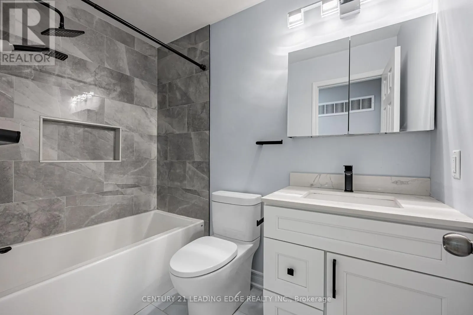 9 PORTAGE TRAIL