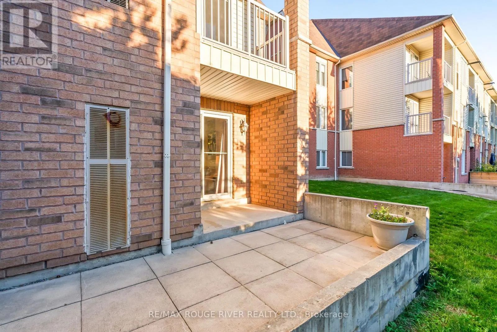 1 - 12 PETRA WAY, #1