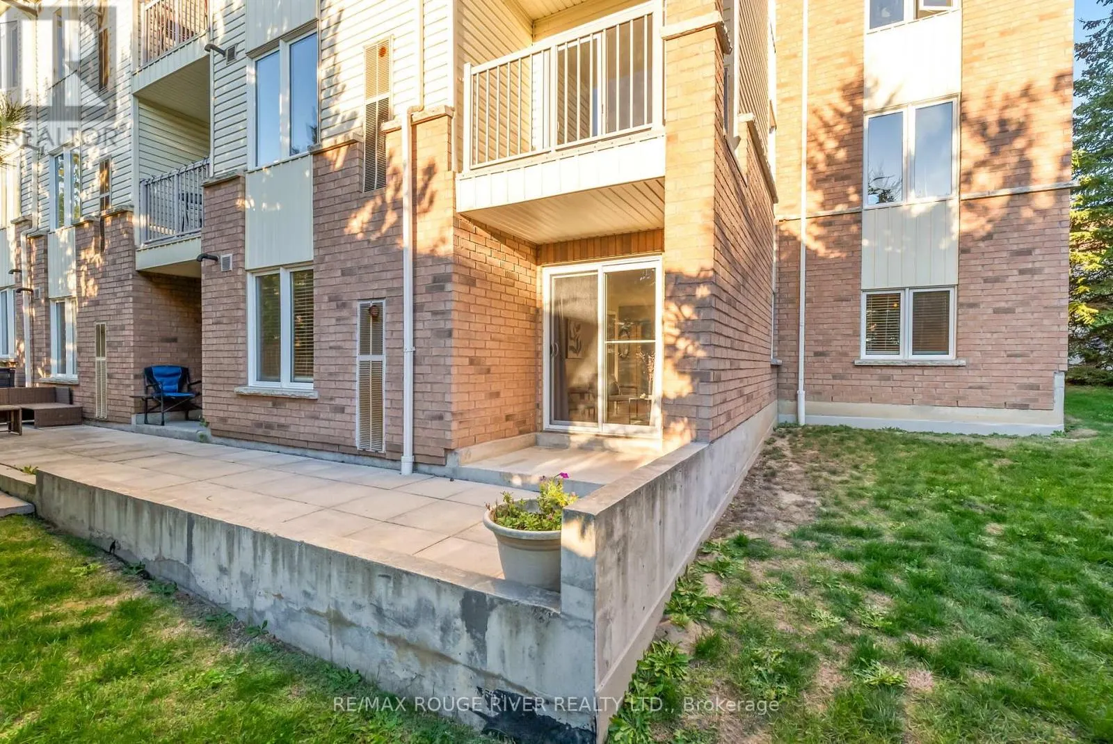1 - 12 PETRA WAY, #1