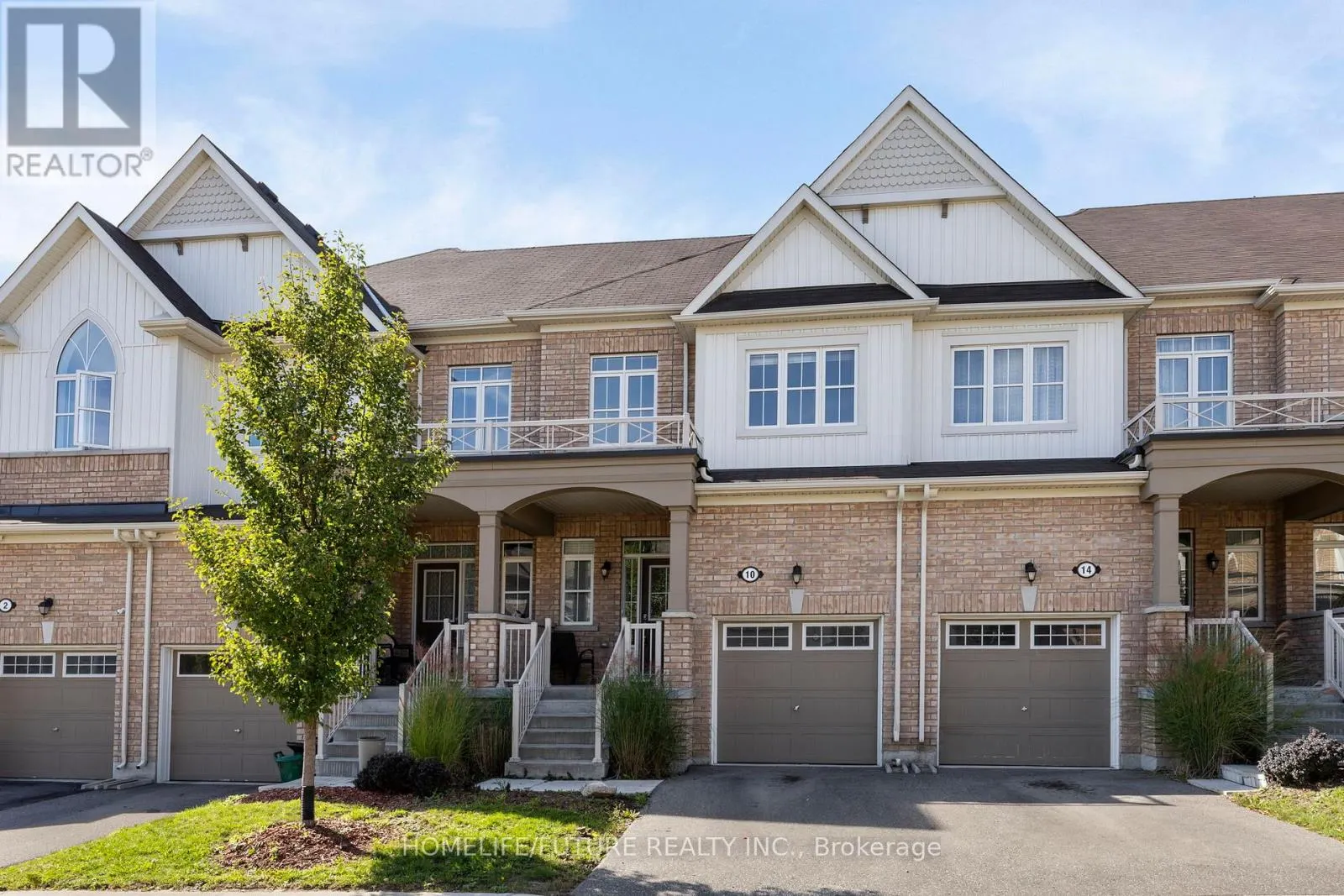 10 BRENT CRESCENT