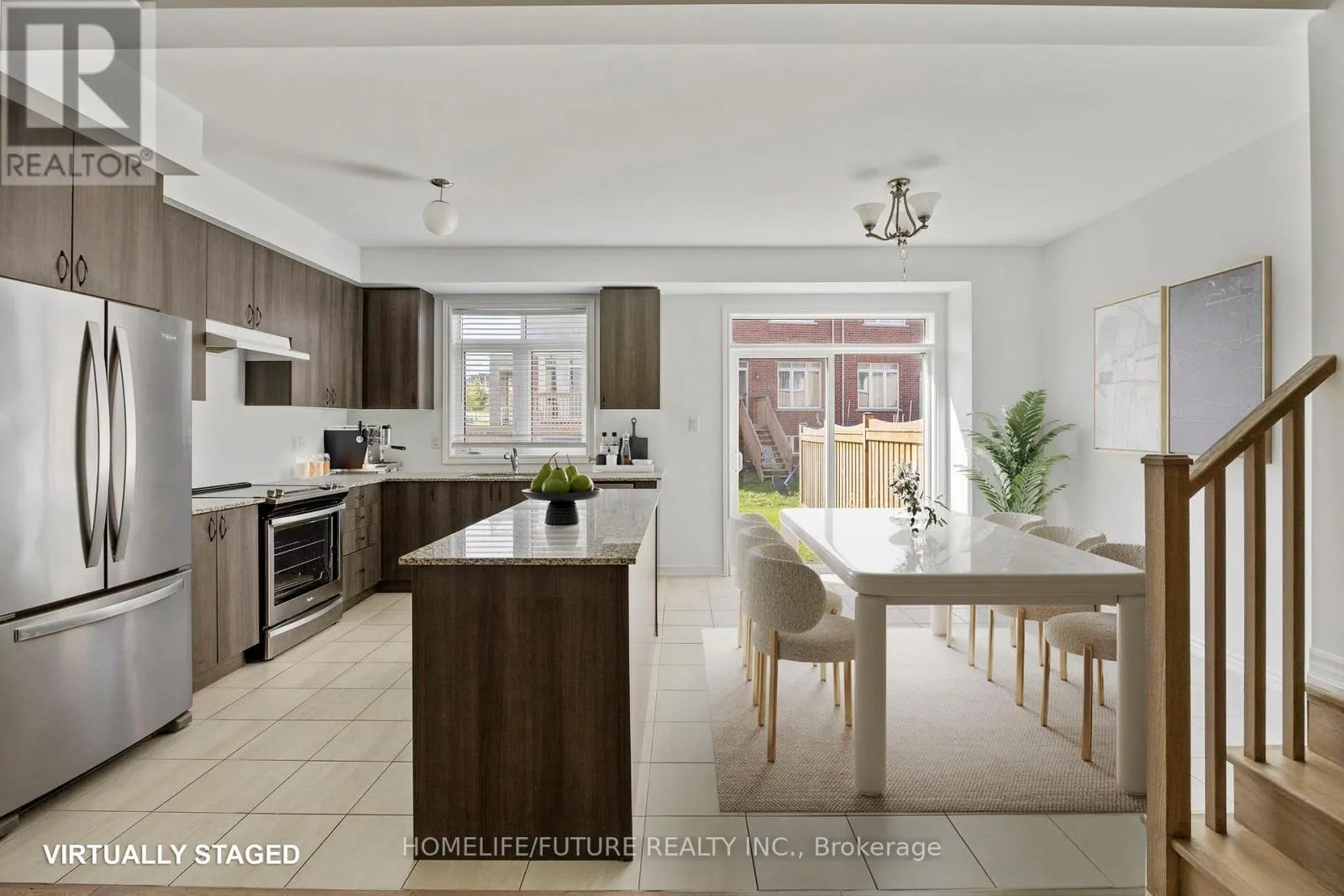 10 BRENT CRESCENT