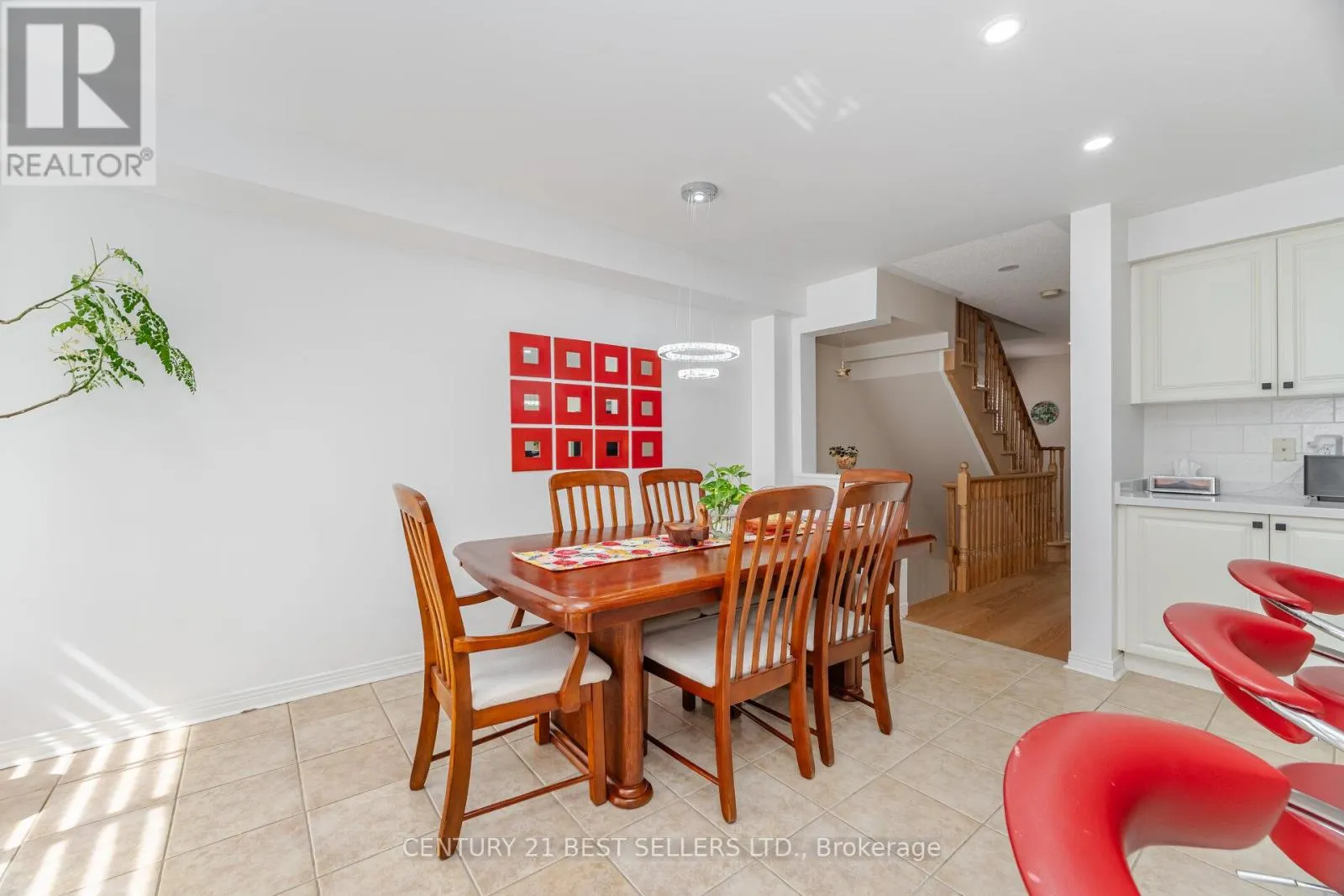 82 PILKINGTON DRIVE