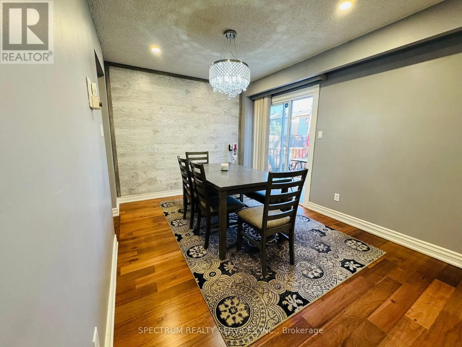 43 MAMMOTH HALL TRAIL