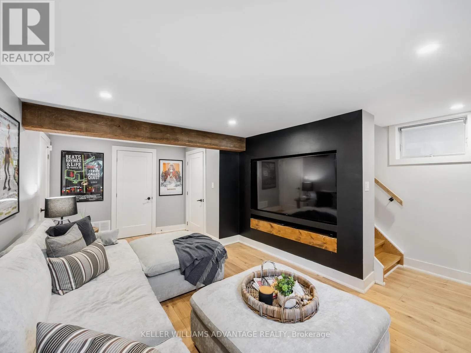 93 GLEN DAVIS CRESCENT