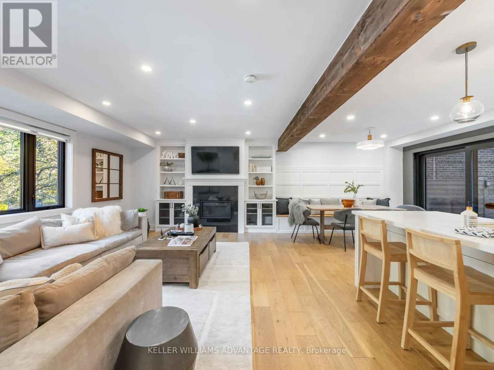 93 GLEN DAVIS CRESCENT