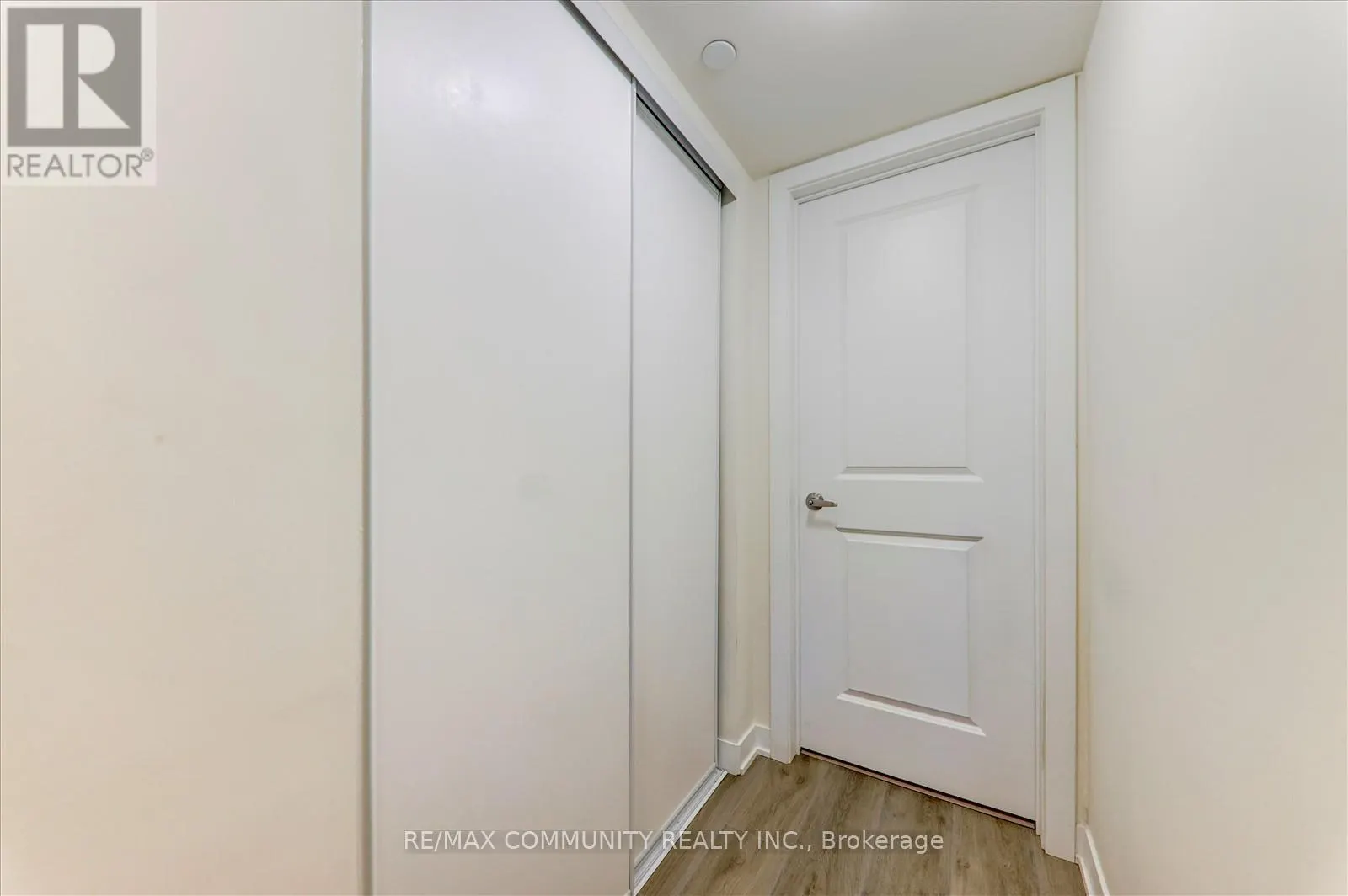 323 - 755 OMEGA DRIVE