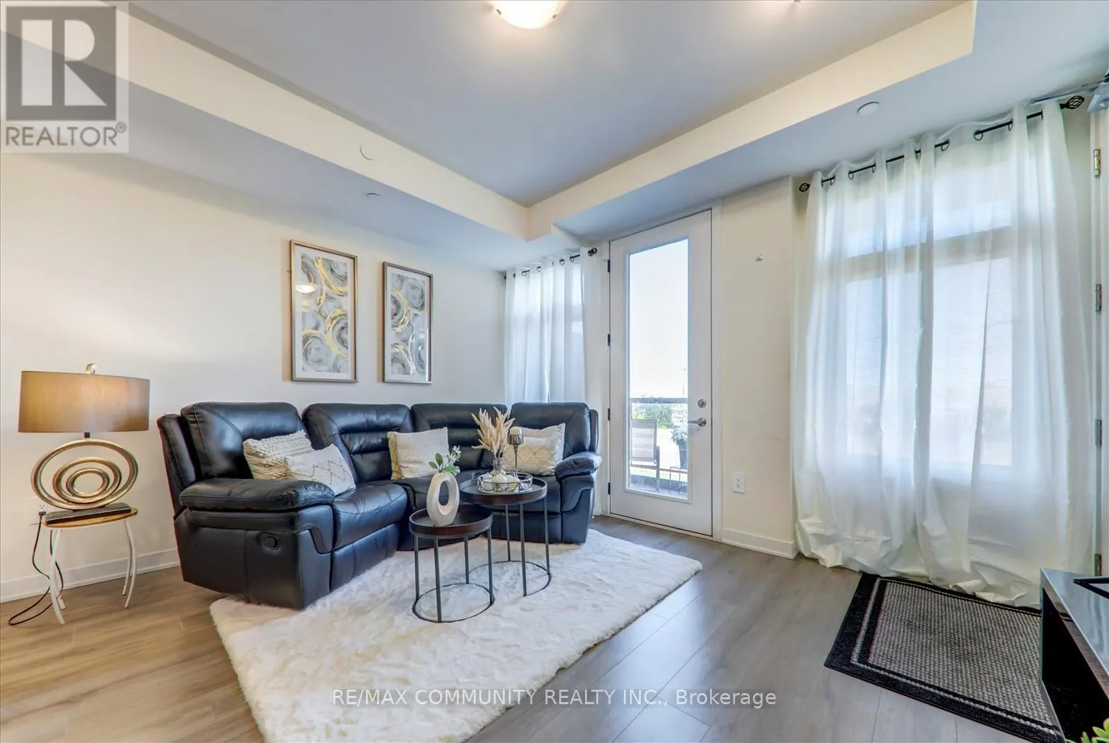 323 - 755 OMEGA DRIVE