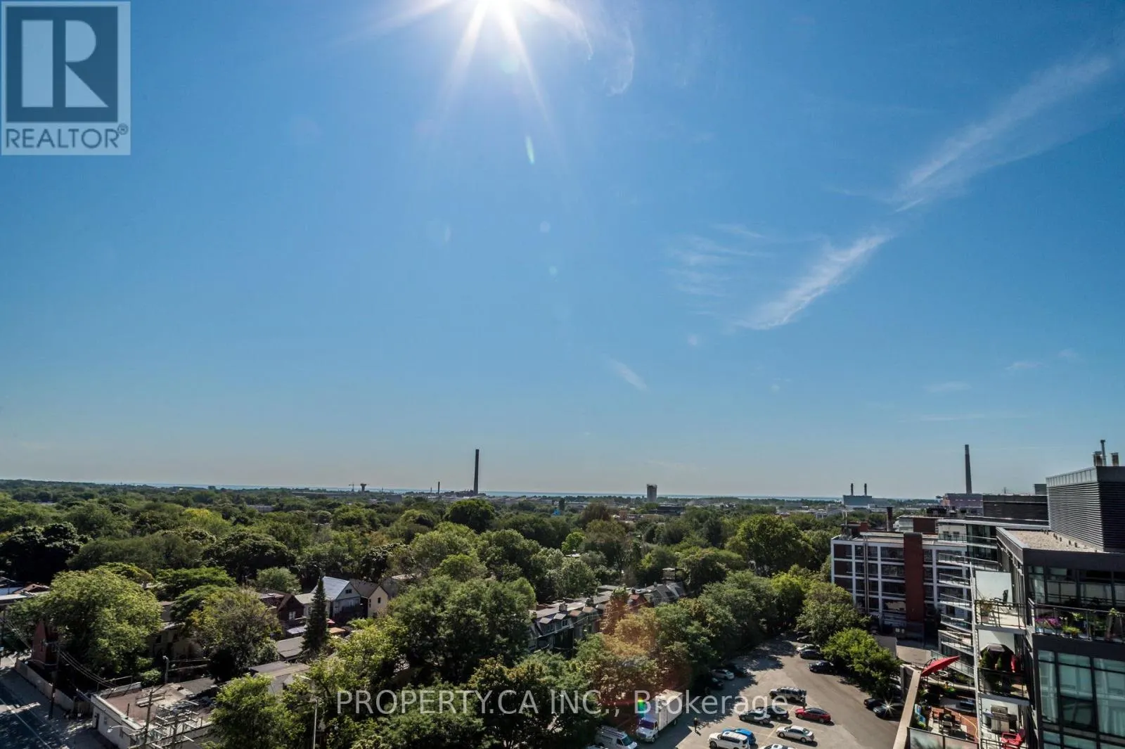 305 - 1190 DUNDAS STREET E