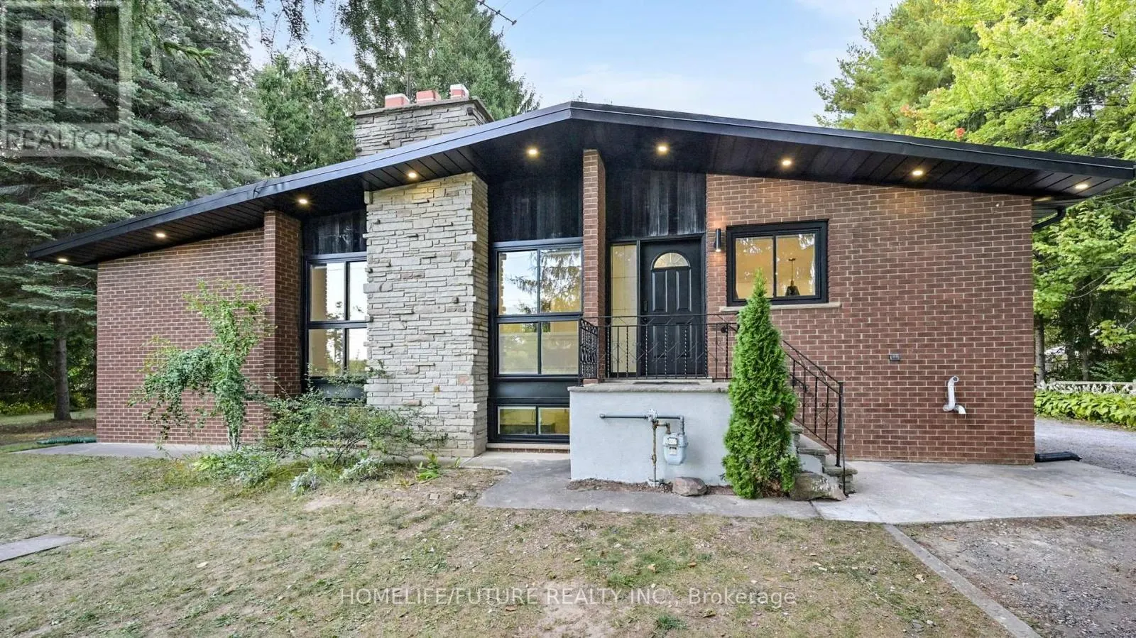 BSMT - 474 TAUNTON ROAD W