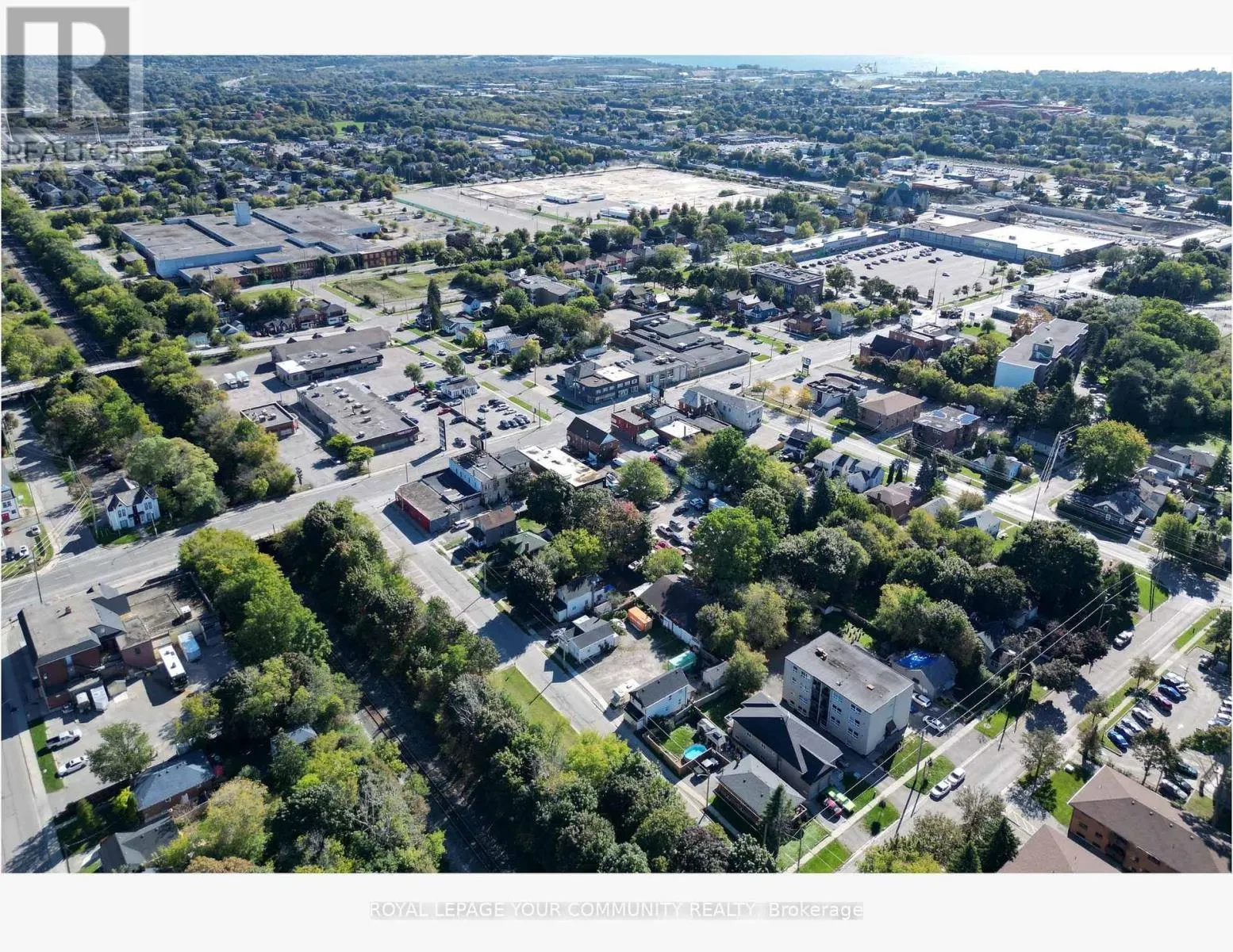 434-446 SIMCOE STREET S