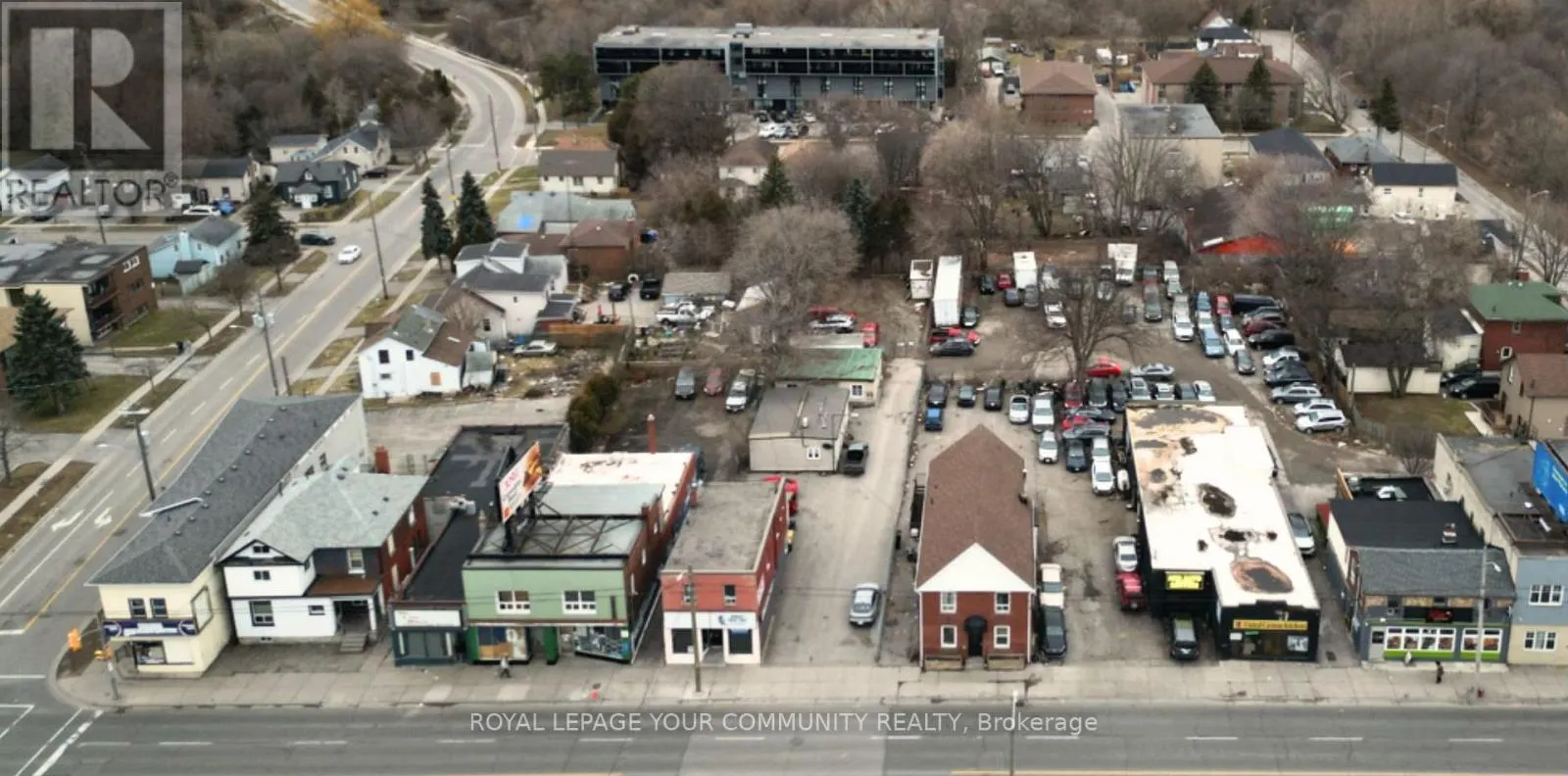 434-446 SIMCOE STREET S