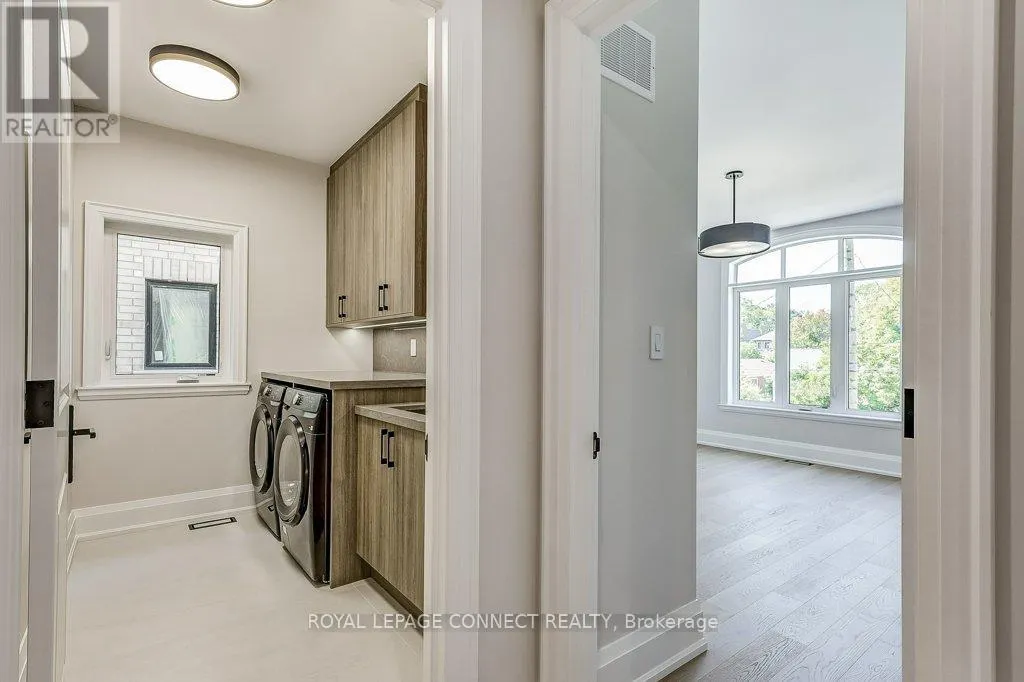 393 ROSEBANK ROAD