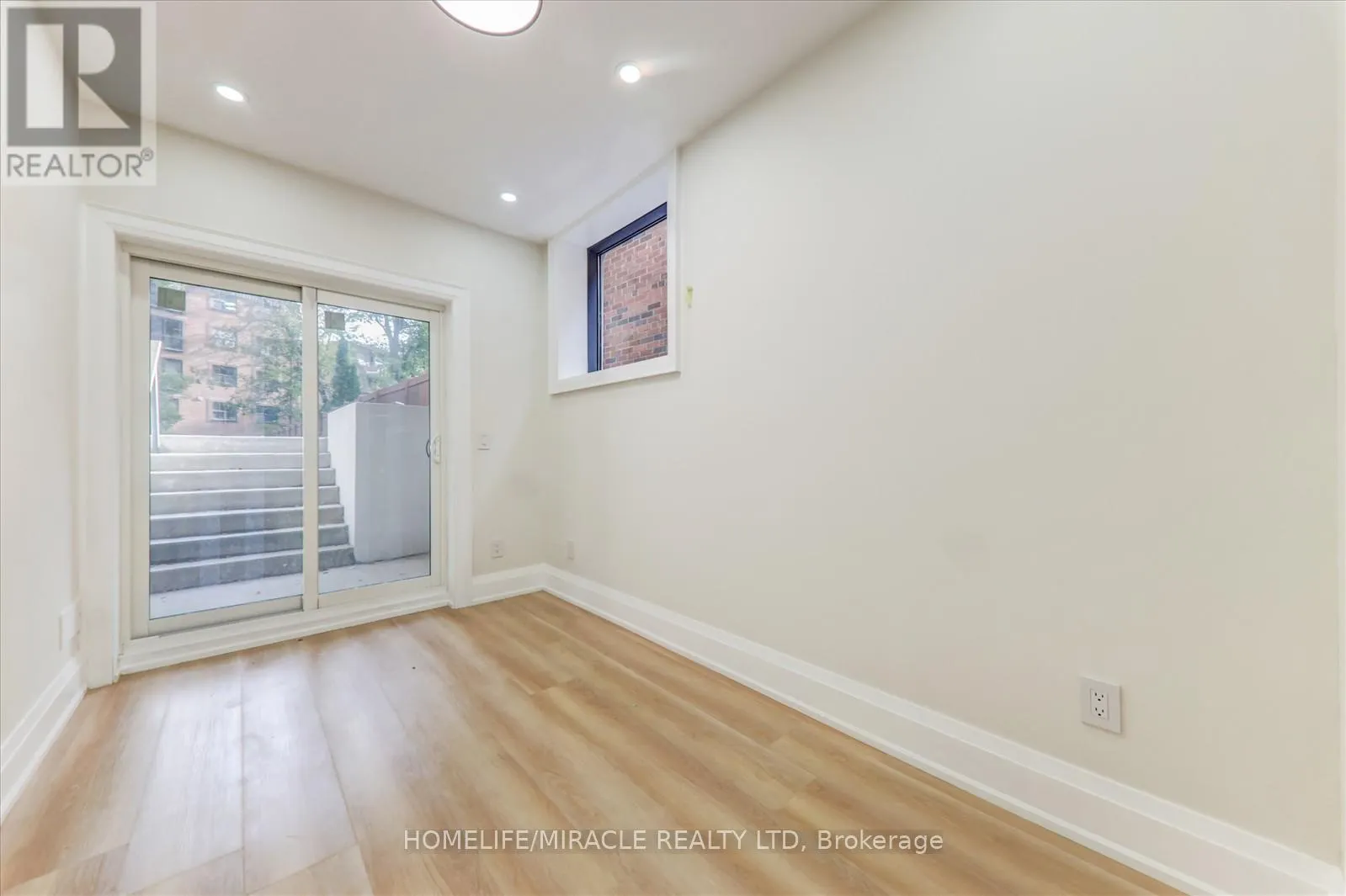 245 FERRIS ROAD