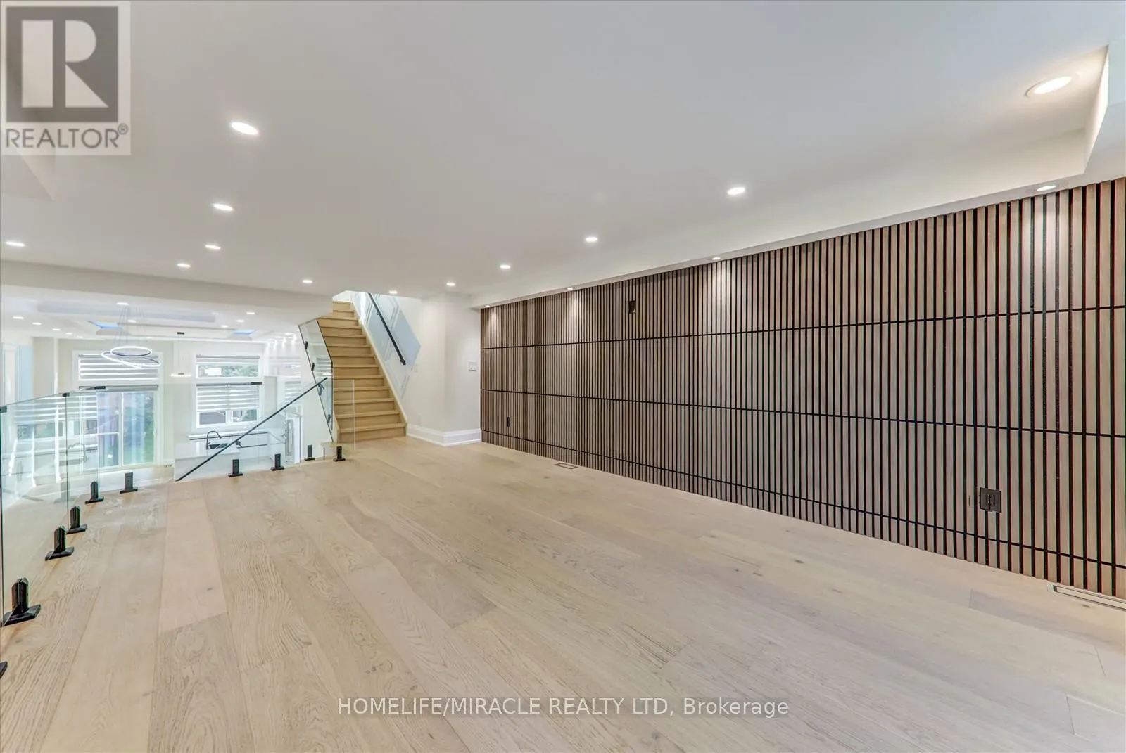 245 FERRIS ROAD