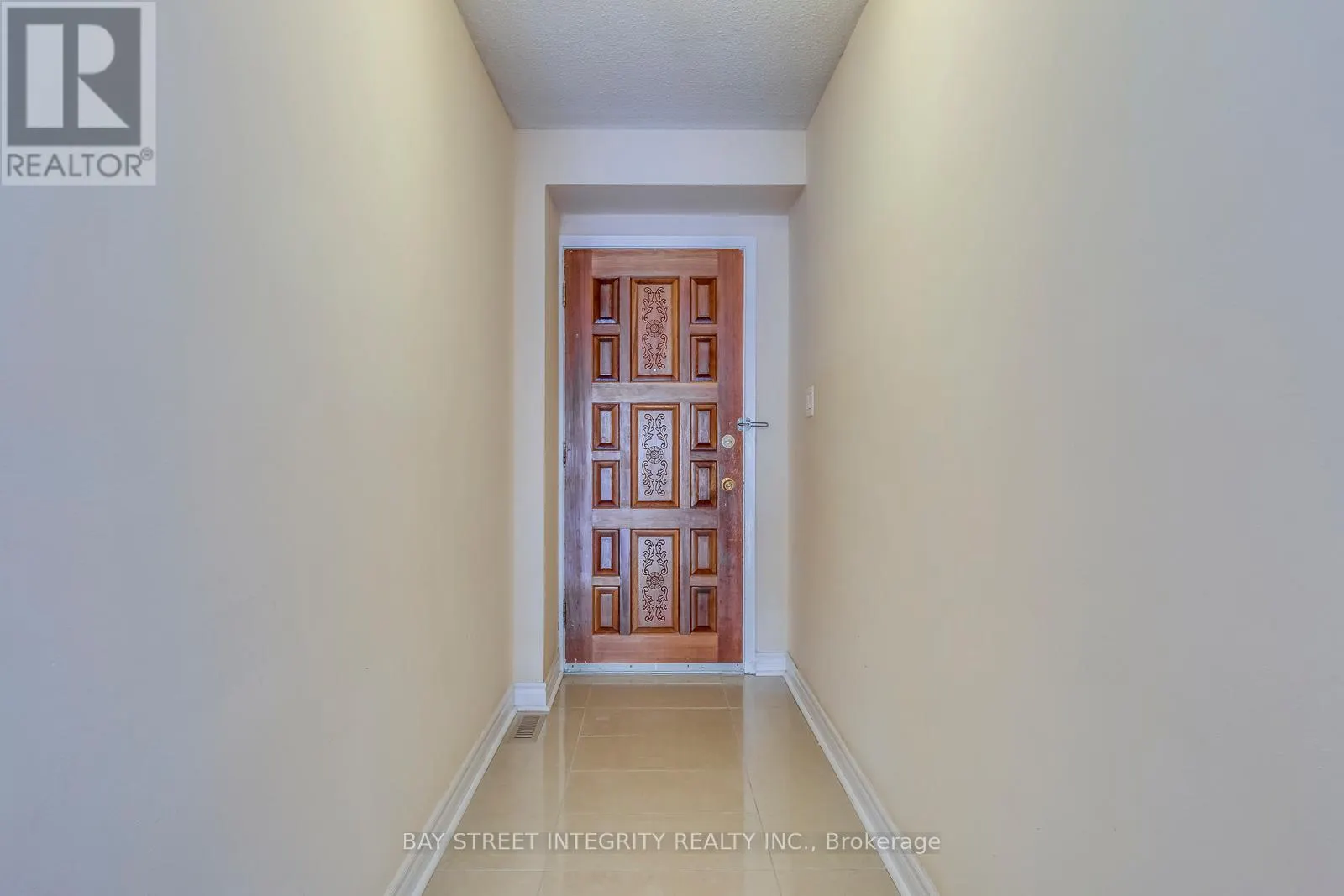 200 INVERGORDON AVENUE