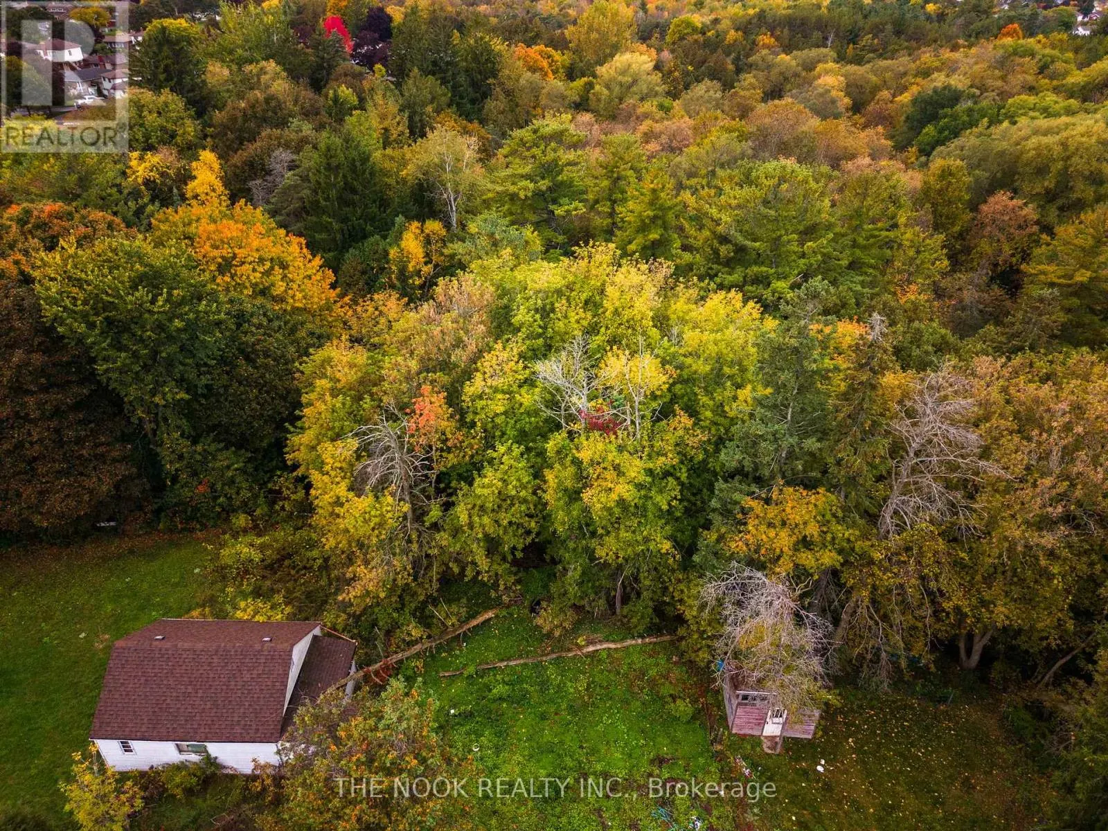1496 SIMCOE STREET N