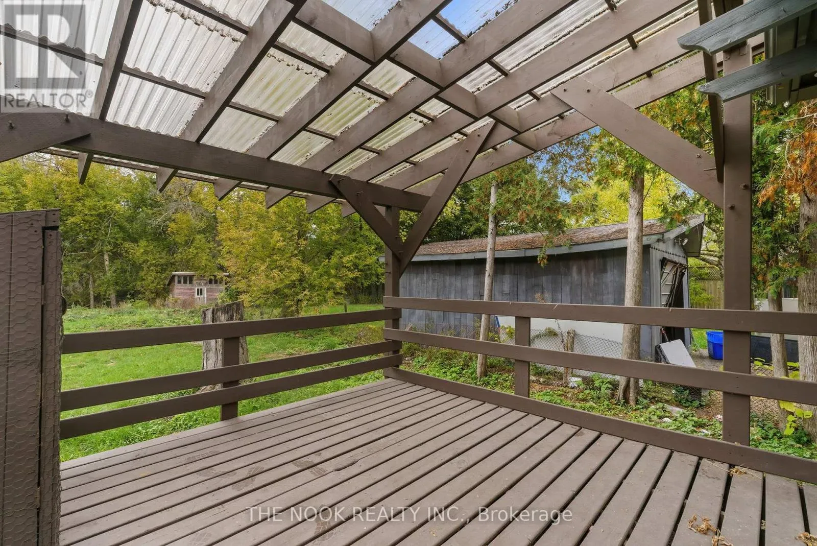 1496 SIMCOE STREET N