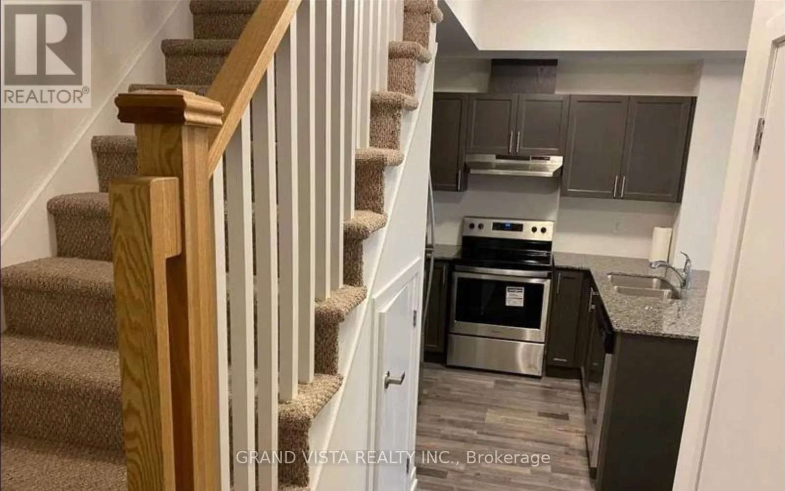 109 - 1460 WHITES ROAD N