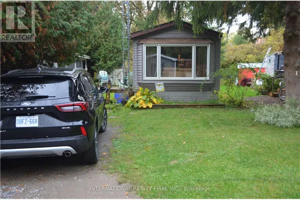 16 - 623 KING AVENUE E