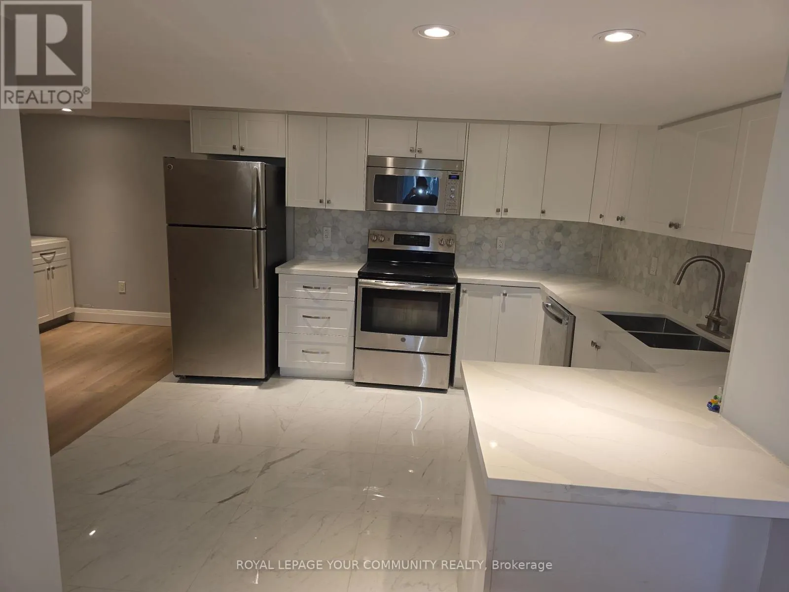 LOWER LEVEL - 312 COCHRANE STREET