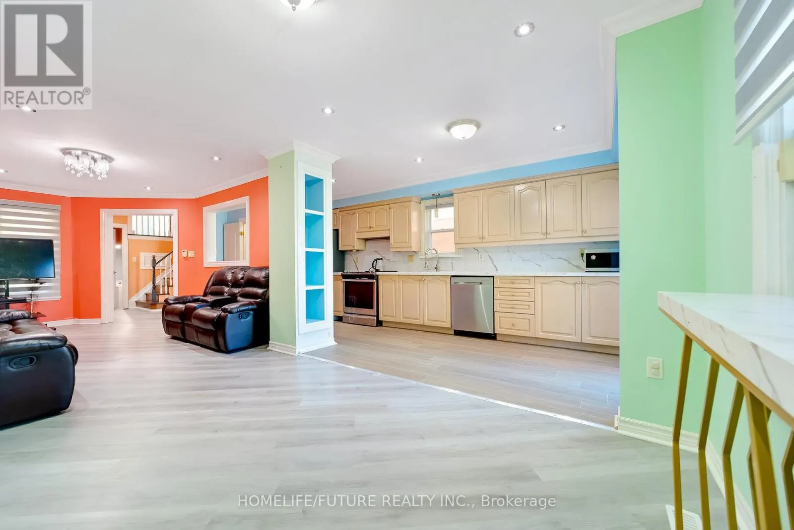 54 DUCATEL CRESCENT