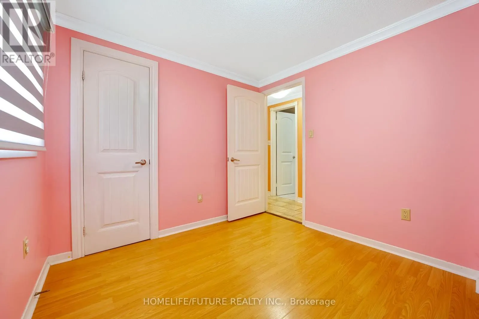54 DUCATEL CRESCENT