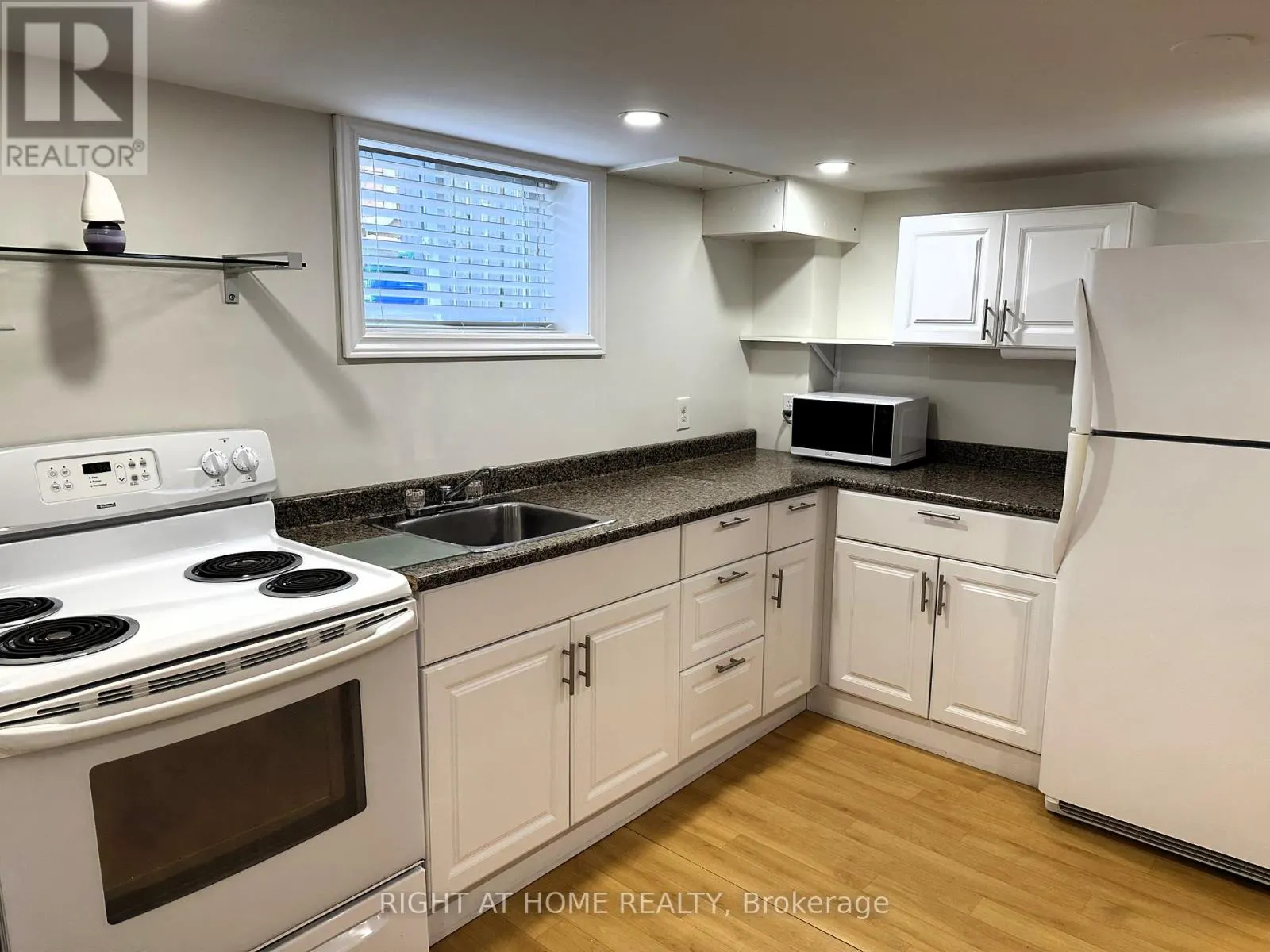 LOWER - 120 CENTRAL PARK BOULEVARD N