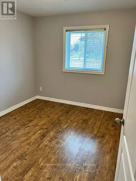 MAIN - 1215 KING STREET E