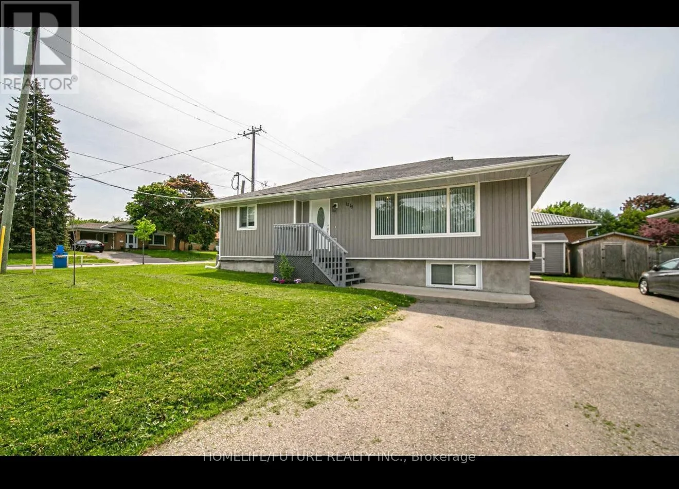 MAIN - 1215 KING STREET E