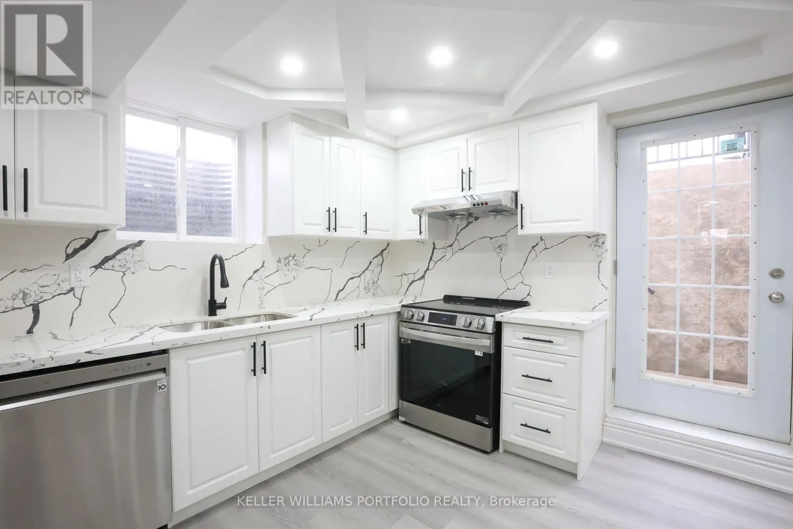 BSMT - 99 HURST DRIVE W