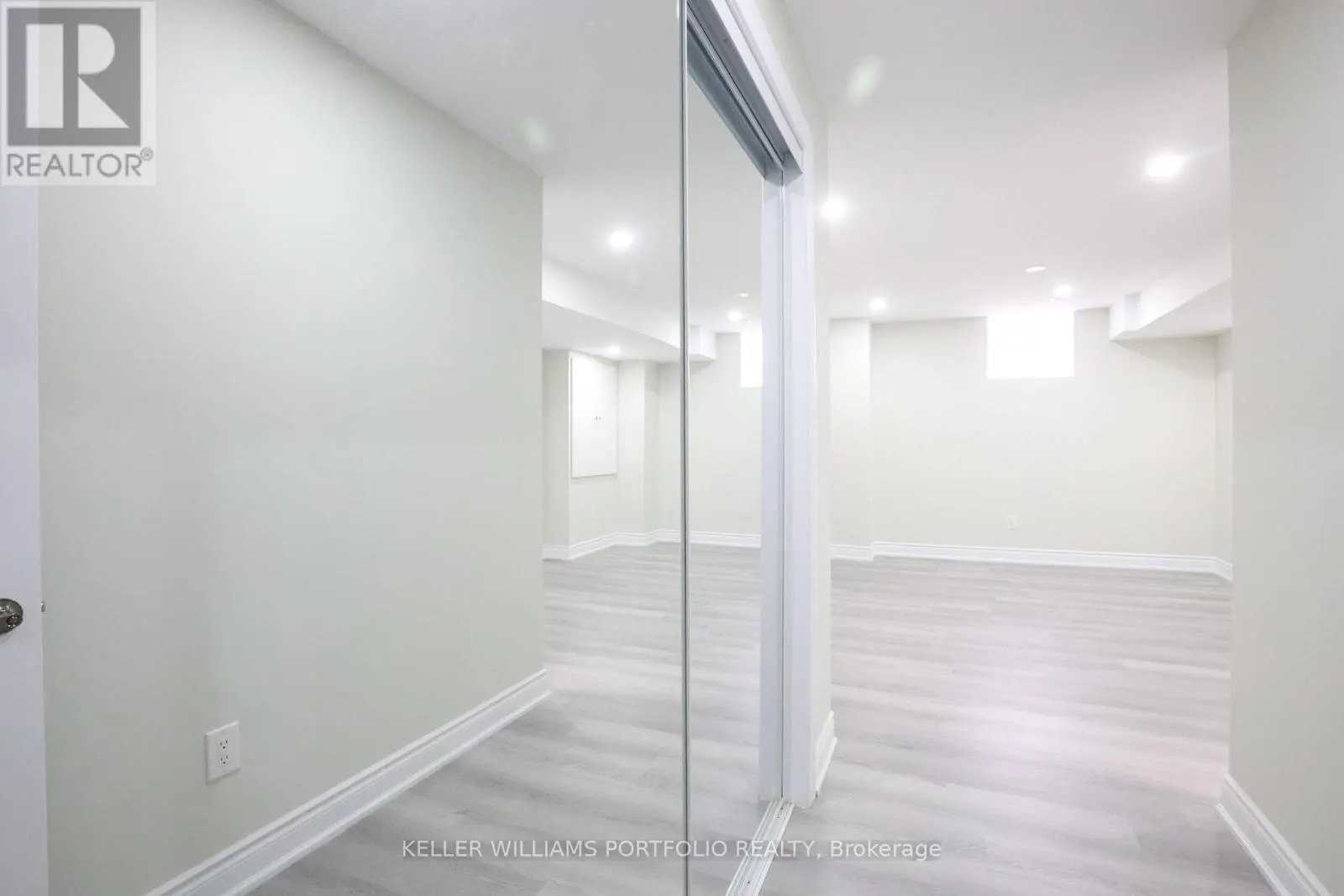 BSMT - 99 HURST DRIVE W