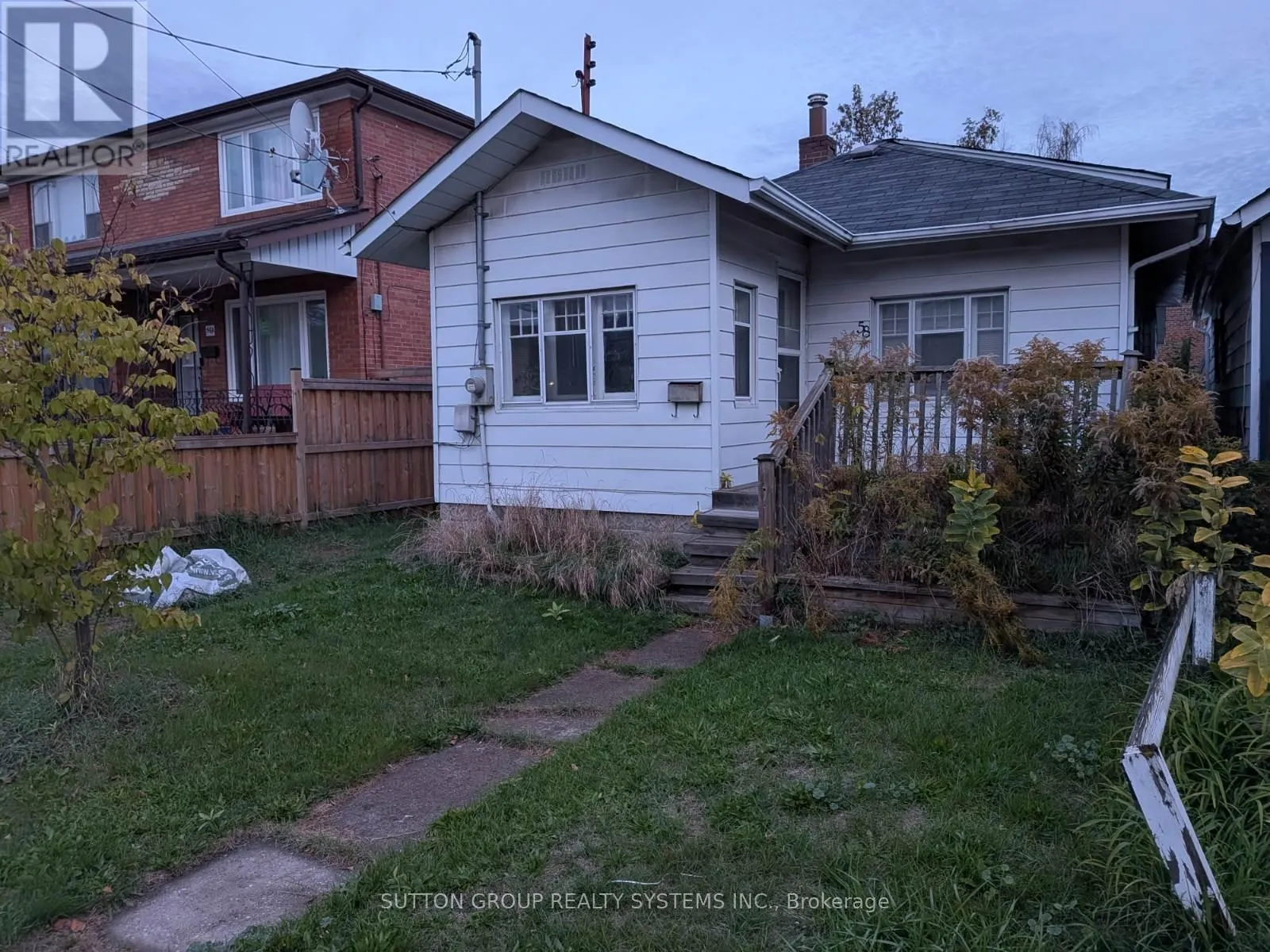 58 NEWPORT AVENUE N