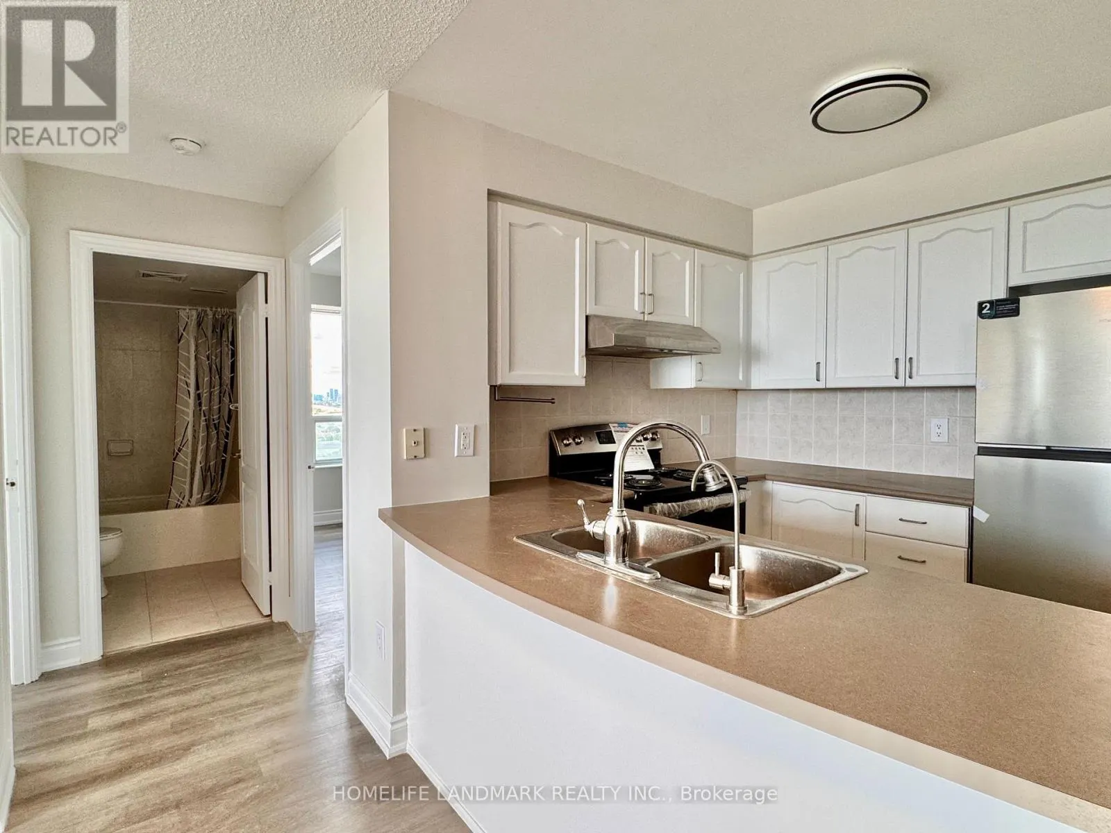 2302 - 60 BRIAN HARRISON WAY