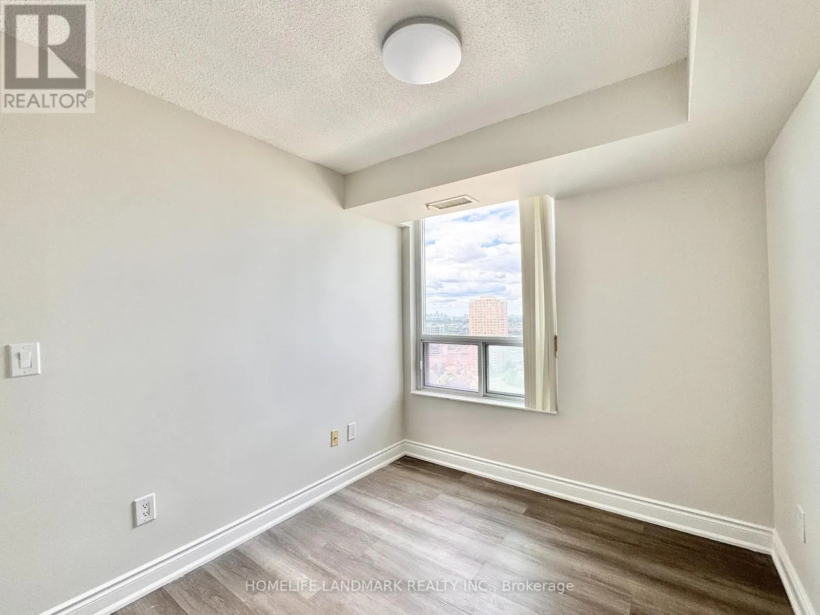 2302 - 60 BRIAN HARRISON WAY