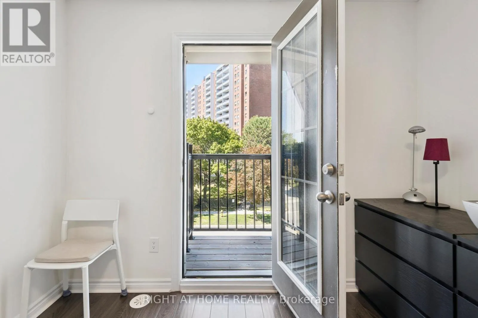 14 - 1255 BRIDLETOWNE CIRCLE
