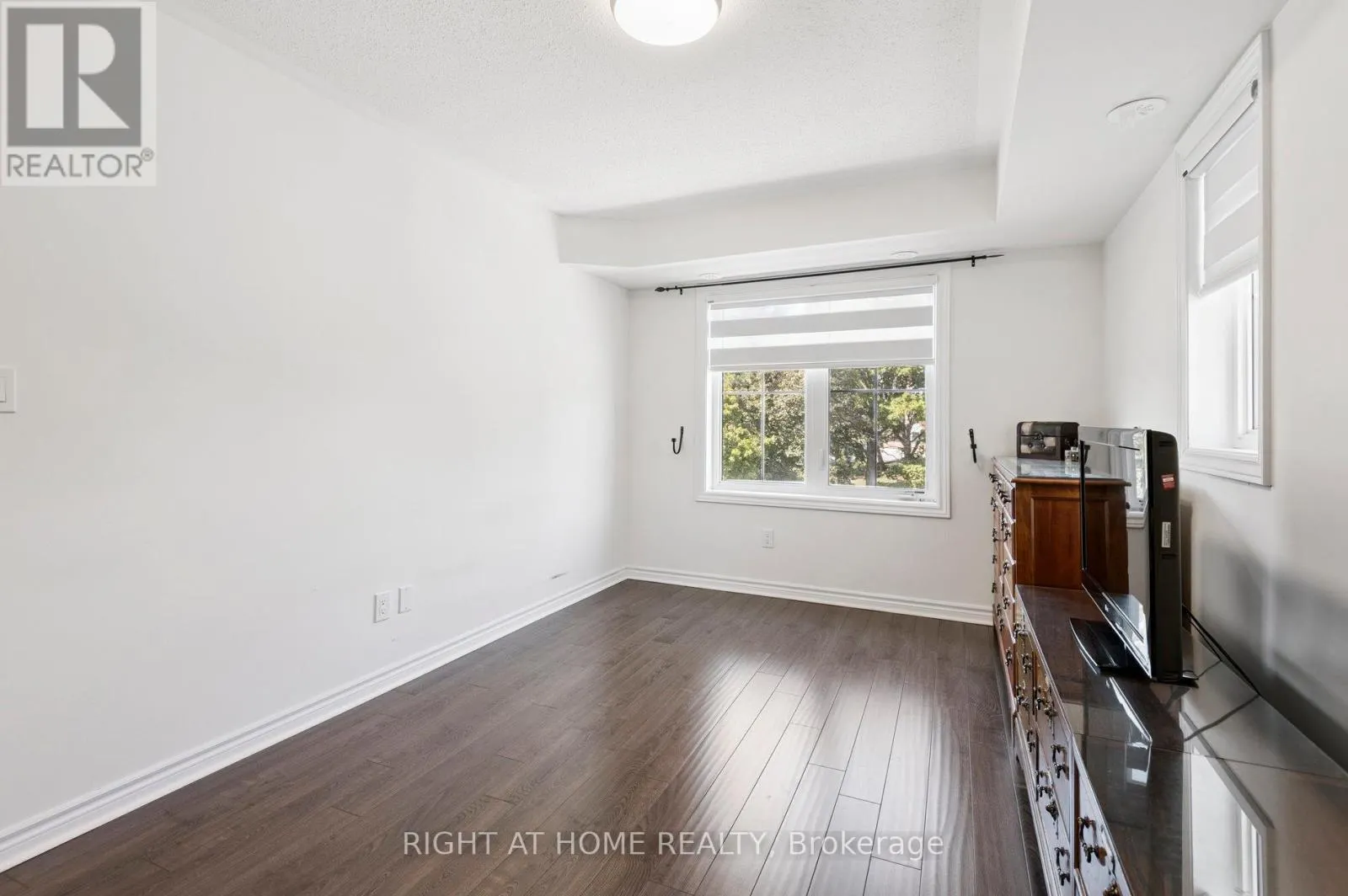 14 - 1255 BRIDLETOWNE CIRCLE