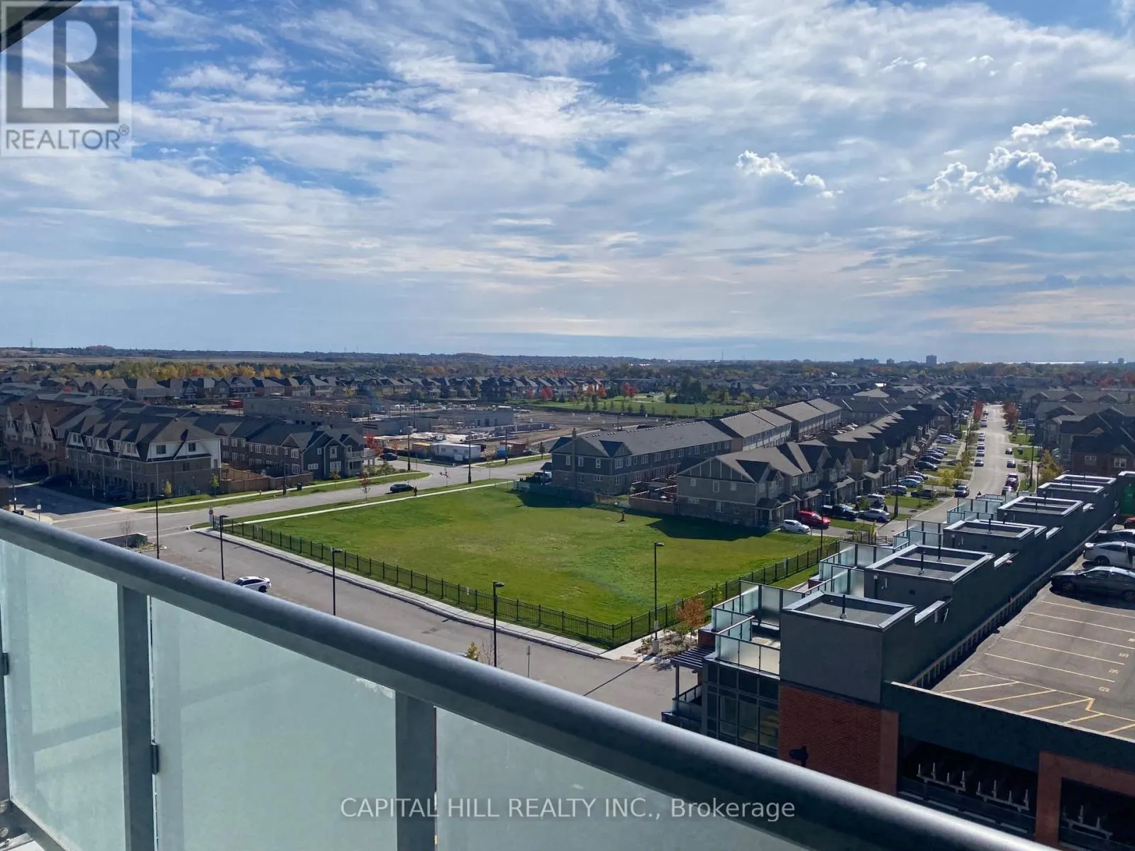 739 - 2425 SIMCOE STREET N
