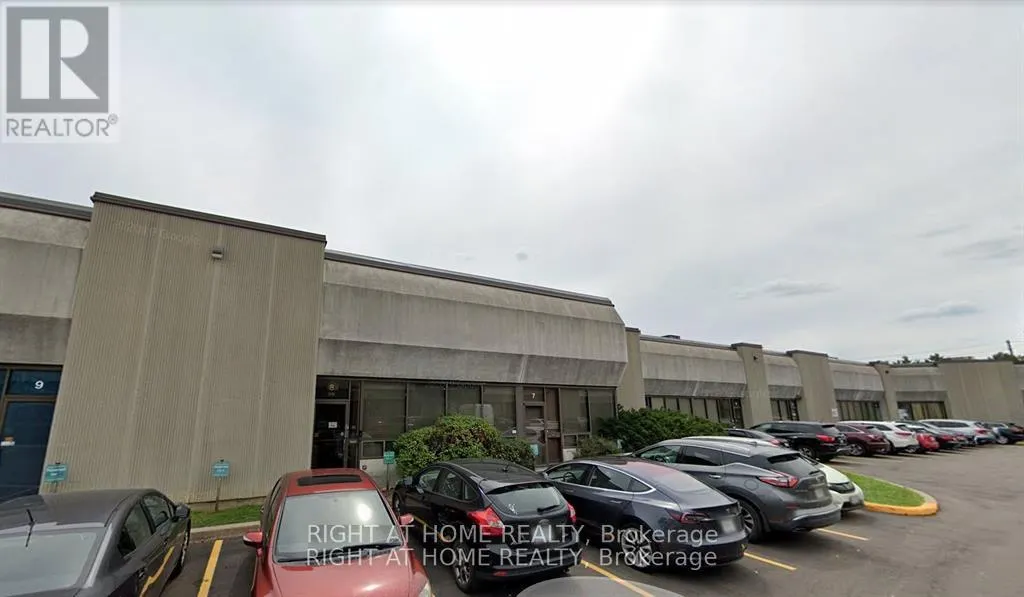 7&8 - 3781 VICTORIA PARK AVENUE