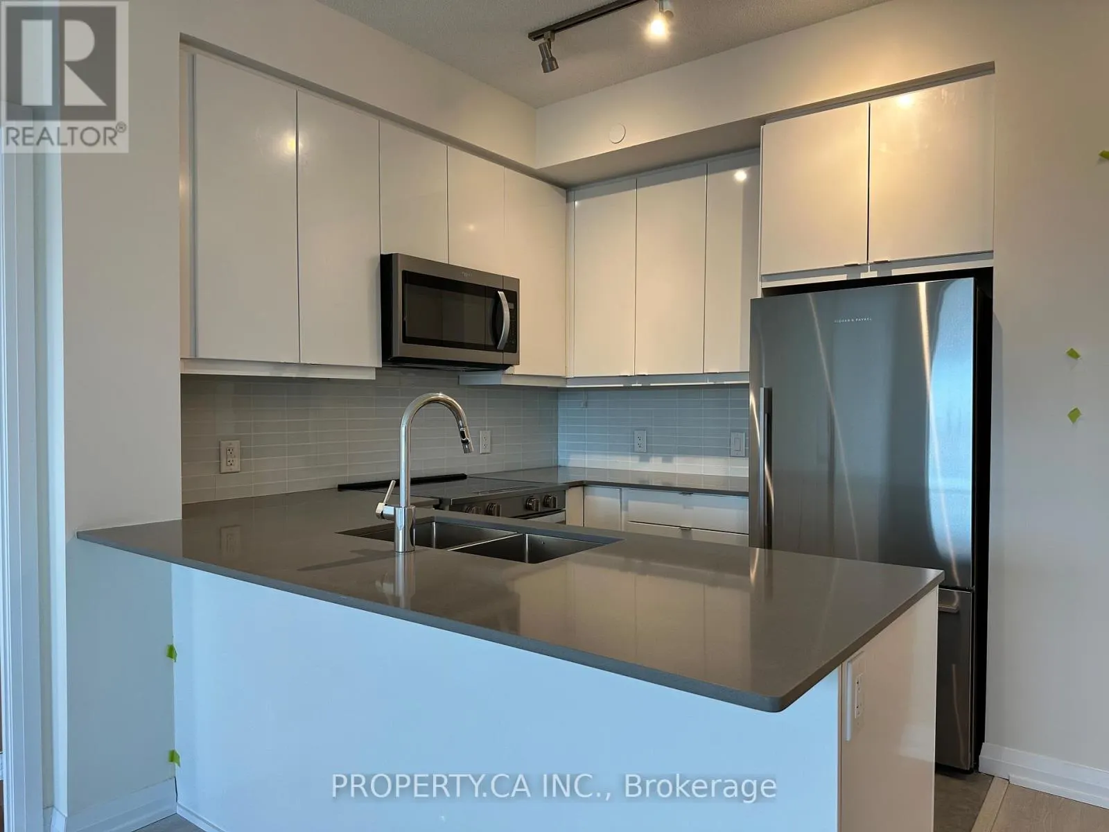 435 - 3270 SHEPPARD AVENUE E