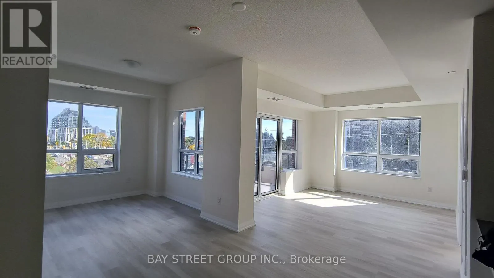 422 - 3270 SHEPPARD AVENUE E