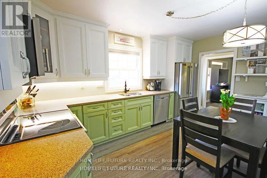 MAIN - 617 WYCHWOOD STREET
