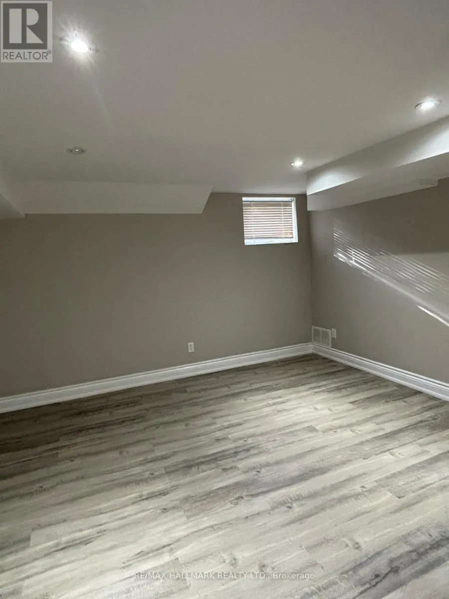 404 GLENDALE AVENUE