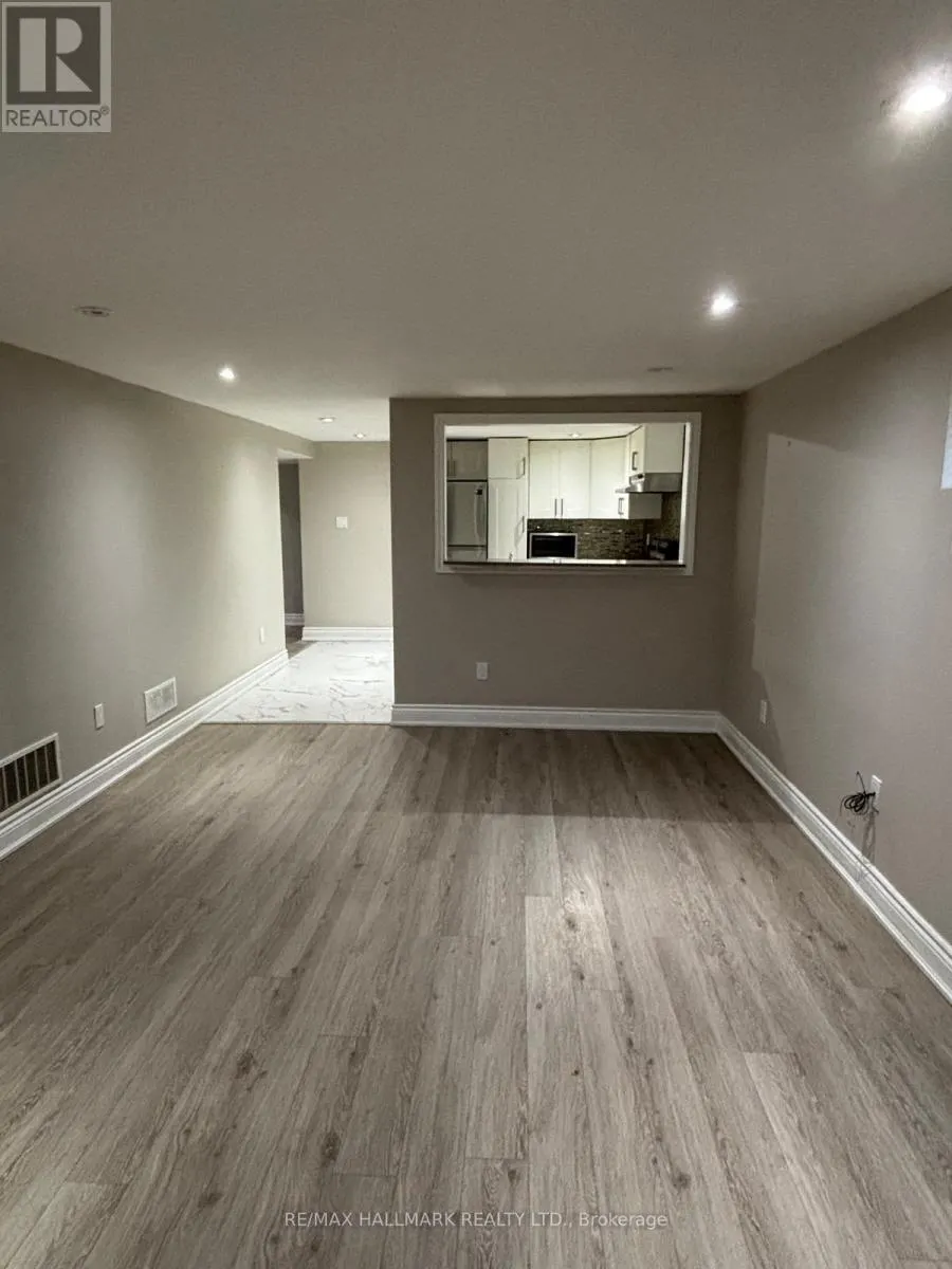 404 GLENDALE AVENUE