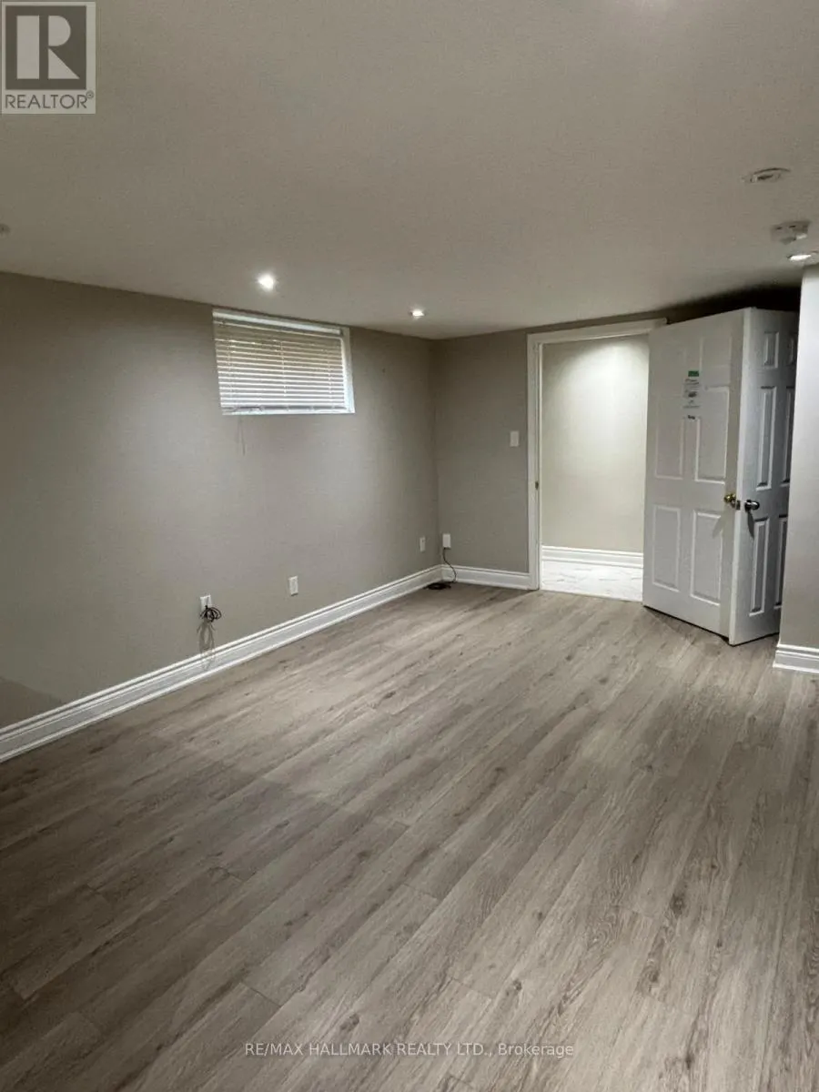 404 GLENDALE AVENUE