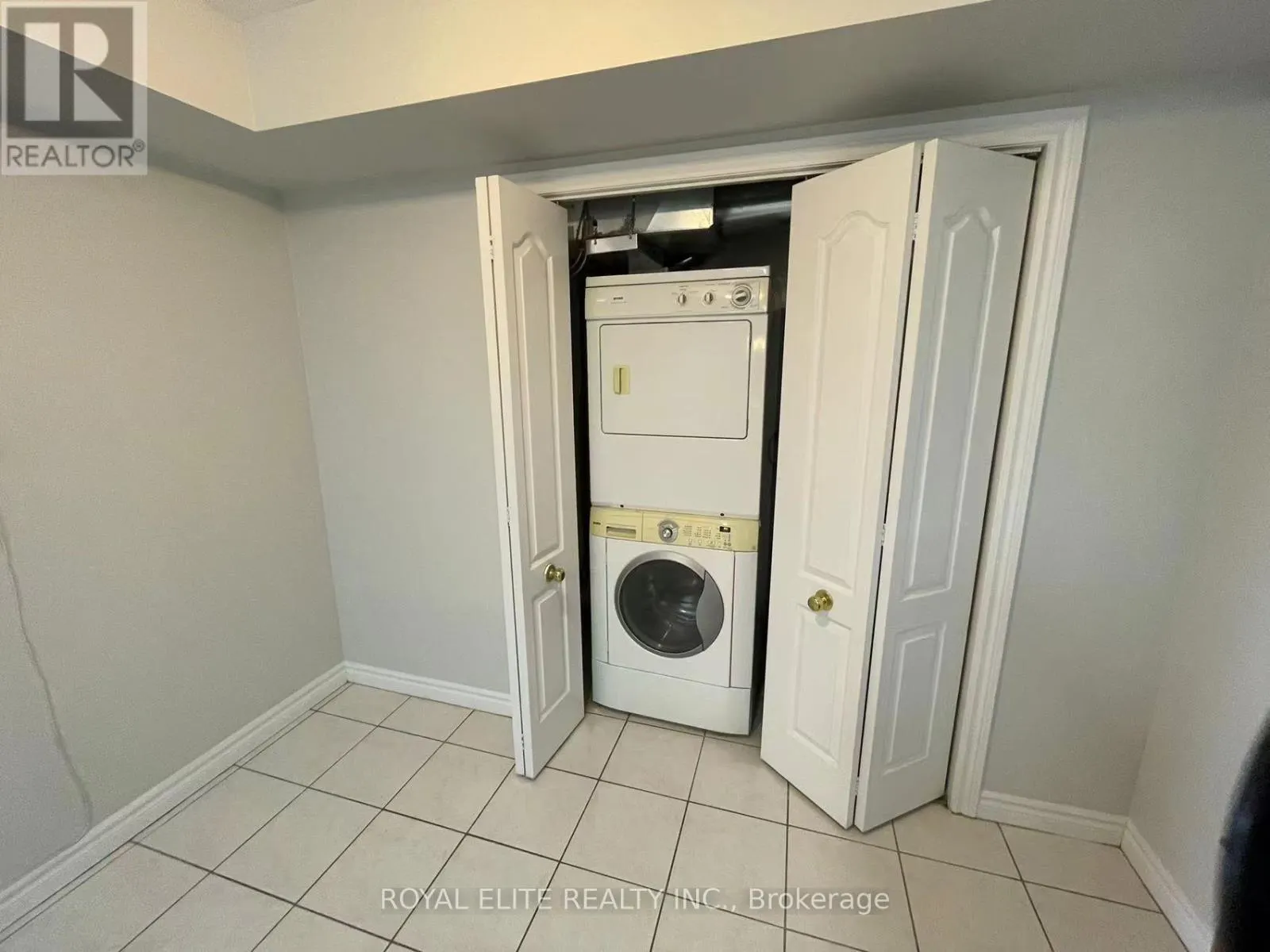 2809 - 115 OMNI DRIVE