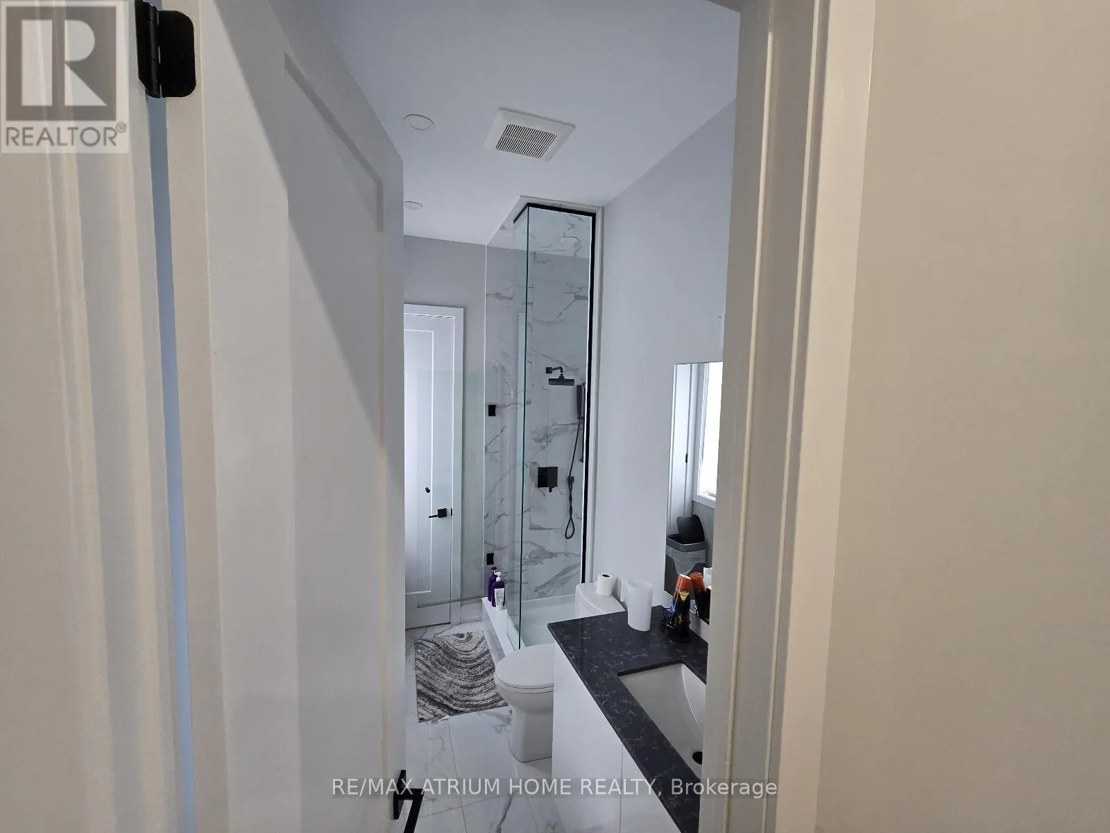 5 NORBURY CRESCENT