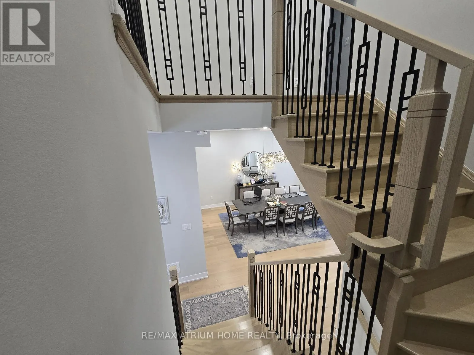 5 NORBURY CRESCENT